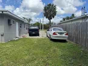 2960 SW 17th St, Fort Lauderdale FL 33312