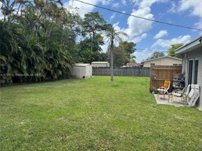 2960 SW 17th St, Fort Lauderdale FL 33312