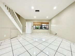 10554 NW 3rd St, Pembroke Pines FL 33026