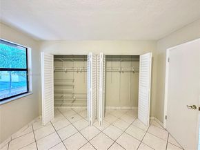 10554 NW 3rd St, Pembroke Pines FL 33026