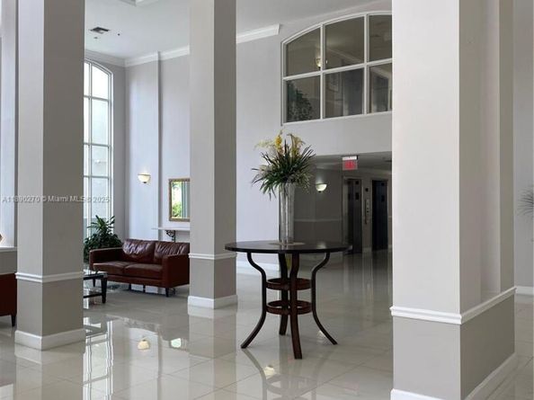 9725 NW 52nd St 522, Doral FL 33178