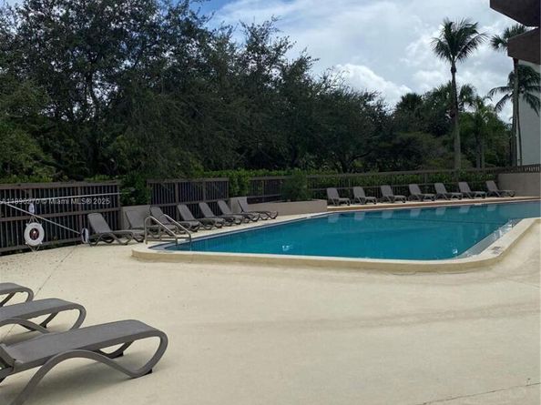 9725 NW 52nd St 522, Doral FL 33178
