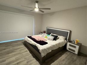 12032 S Las Palmas Dr, Pembroke Pines FL 33025