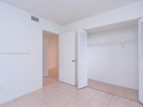1235 SW 46th Ave 707, Pompano Beach FL 33069