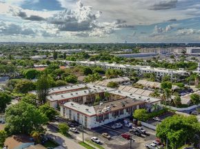 415 NE 2nd St 223, Hallandale Beach FL 33009