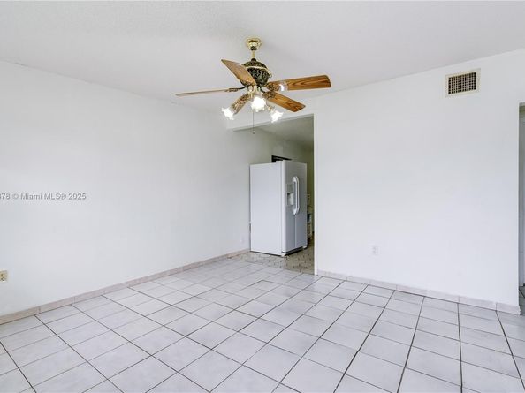 561 E 62nd St, Hialeah FL 33013