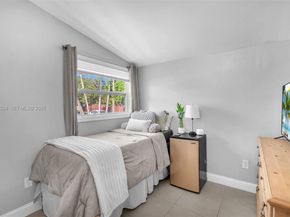 5230 SW 26th Ave, Dania Beach FL 33312