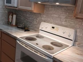 2901 NW 48th Ave 367, Lauderdale Lakes FL 33313