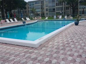 2901 NW 48th Ave 367, Lauderdale Lakes FL 33313