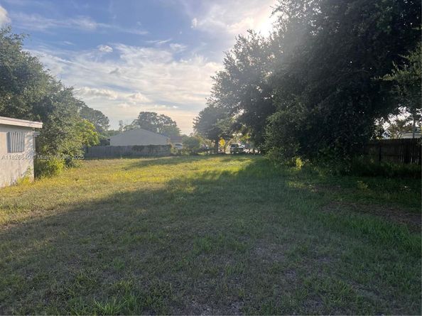 4475 Kirk Rd, Lake Worth FL 33461