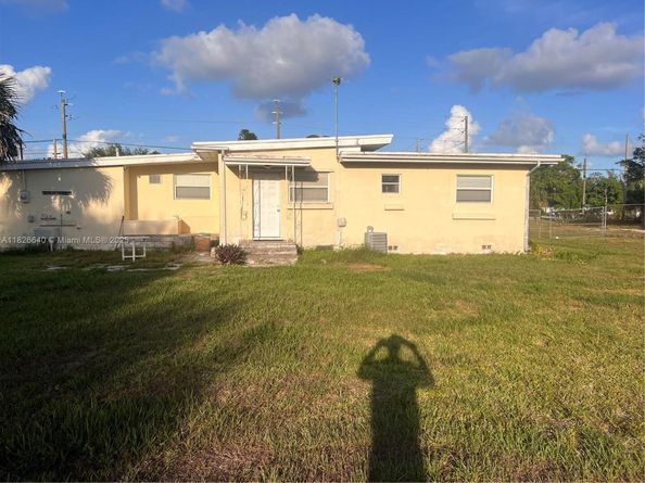 4475 Kirk Rd, Lake Worth FL 33461