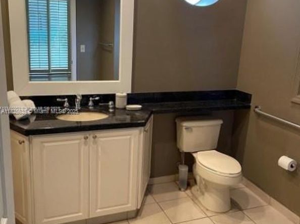 6598 W Sample Rd 6598, Coral Springs FL 33067