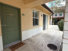 6598 W Sample Rd 6598, Coral Springs FL 33067
