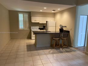 6598 W Sample Rd 6598, Coral Springs FL 33067