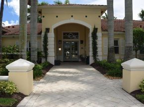 6598 W Sample Rd 6598, Coral Springs FL 33067