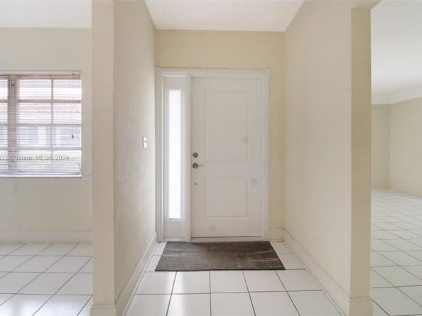 4241 Red Rd, Coral Gables FL 33134