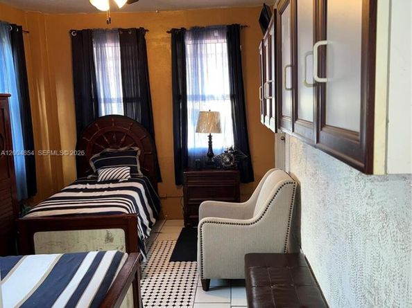 Undisclosed Address #A12004854, Miami Gardens FL 33169