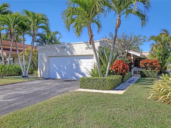 5703 Ainsley Ct, Boynton Beach FL 33437