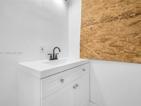 265 NW 135th, North Miami FL 33168