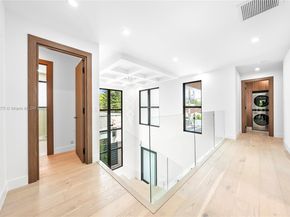 260 NW 47th St, Miami FL 33127