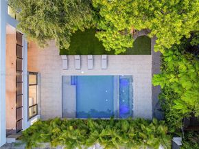 260 NW 47th St, Miami FL 33127