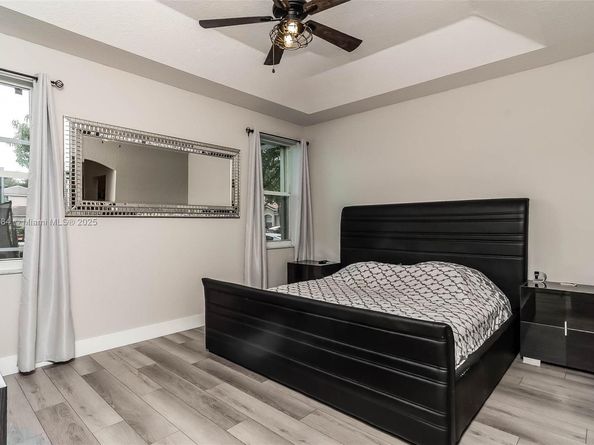 4907 Pelican Mnr, Coconut Creek FL 33073