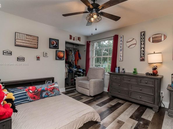 4907 Pelican Mnr, Coconut Creek FL 33073