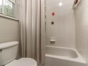 4907 Pelican Mnr, Coconut Creek FL 33073