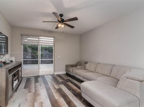 4907 Pelican Mnr, Coconut Creek FL 33073