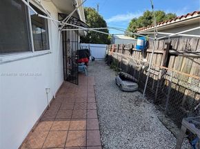 6090 W 5th Ln, Hialeah FL 33012