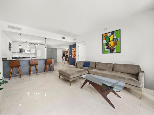 1010 Brickell Ave 3904, Miami FL 33131