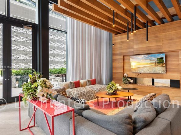 1010 Brickell Ave 3904, Miami FL 33131