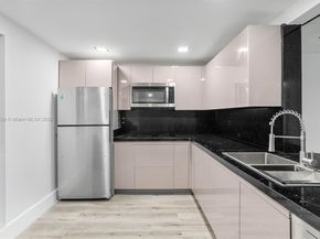 2861 Somerset Dr 203, Lauderdale Lakes FL 33311