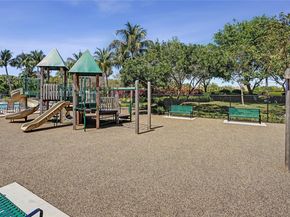 3402 Vanderbilt Dr, Wellington FL 33414