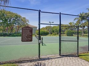 3402 Vanderbilt Dr, Wellington FL 33414