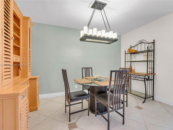 1759 NE 39th Ct 1301, Pompano Beach FL 33064