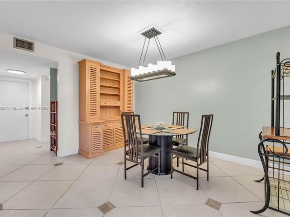 1759 NE 39th Ct 1301, Pompano Beach FL 33064