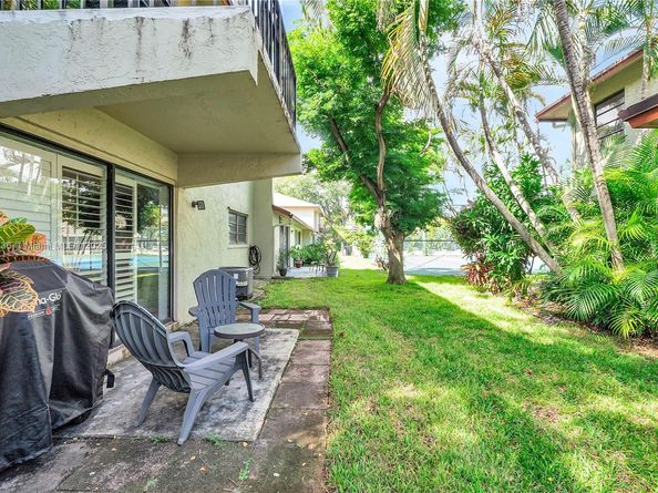 1759 NE 39th Ct 1301, Pompano Beach FL 33064