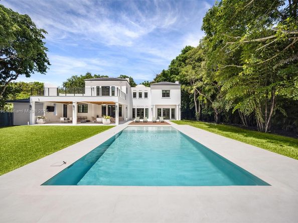4860 Hammock Lake Dr, Coral Gables FL 33156