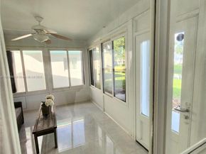 1254 NW 82nd Ave, Plantation FL 33322