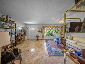 8520 SW 179th St, Palmetto Bay FL 33157