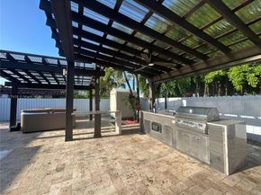 6202 SW 107th Ave, Miami FL 33173