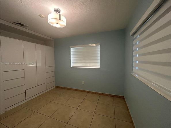 6202 SW 107th Ave, Miami FL 33173