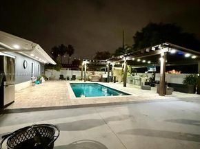 6202 SW 107th Ave, Miami FL 33173
