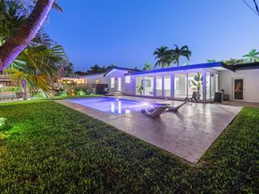 1025 Washington St, Hollywood FL 33019