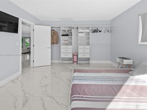 1025 Washington St, Hollywood FL 33019