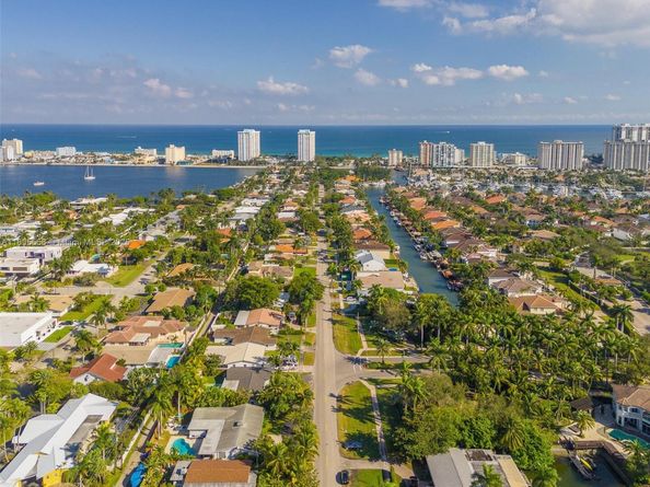 1025 Washington St, Hollywood FL 33019