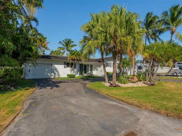 1025 Washington St, Hollywood FL 33019