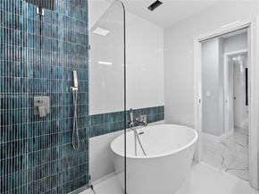 1025 Washington St, Hollywood FL 33019