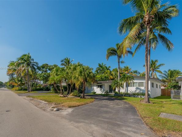 1025 Washington St, Hollywood FL 33019
